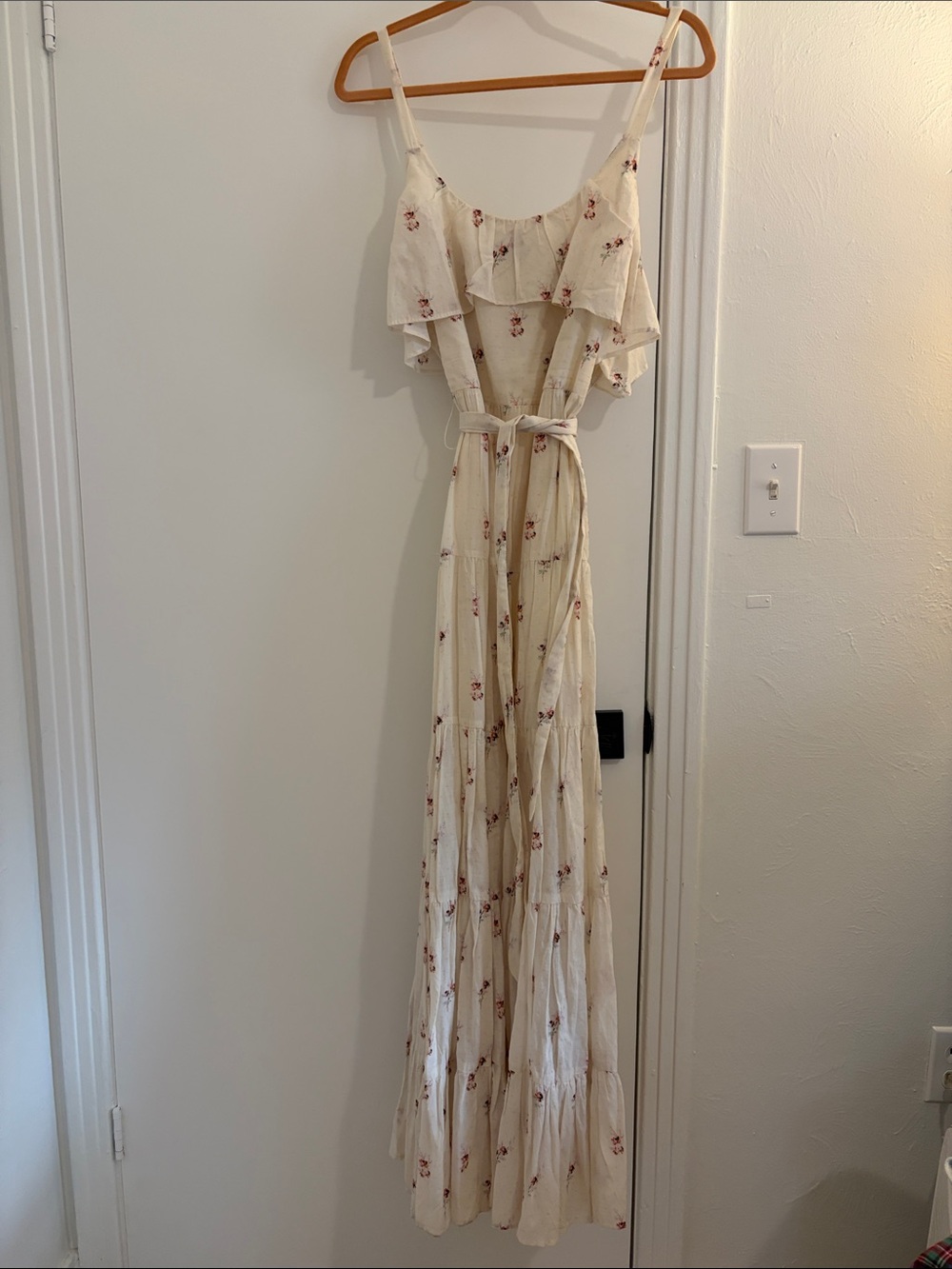PAIGE MED Women’s Cream Floral Maxi Dress with Ruffle Bodice
